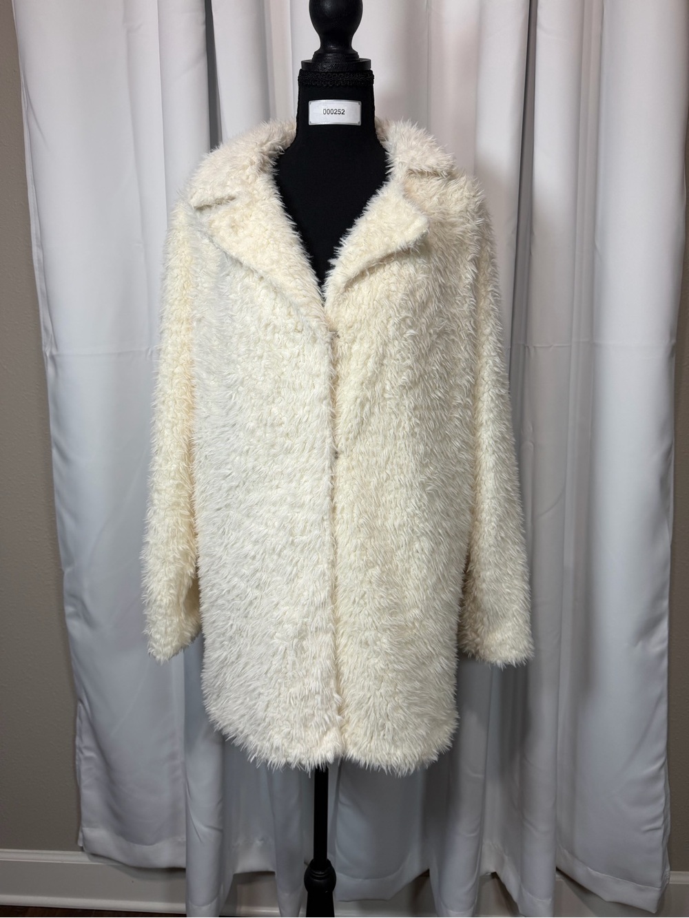 Angel Kiss Faux Fur Coat Womens L Ivory Cream Shaggy Teddy Long Winter Jacket